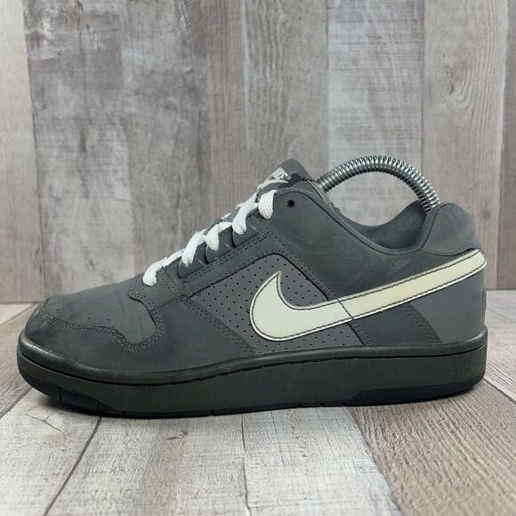 Nike Delta Force Low Sneaker Athletic Shoes Gray Size 6Y Kids I 7.5 Women's - Picture 8 of 16